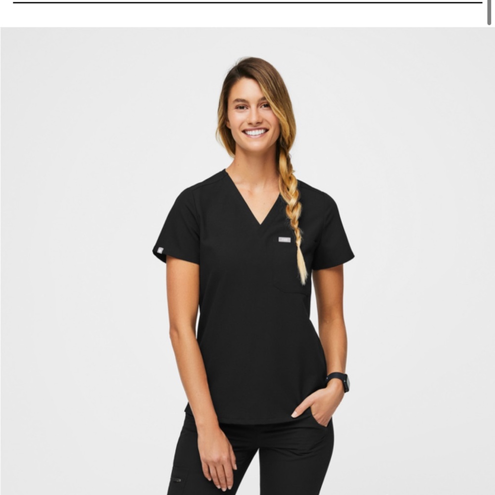 Figs Catarina Scrub Top & Zamora Jogger Pants